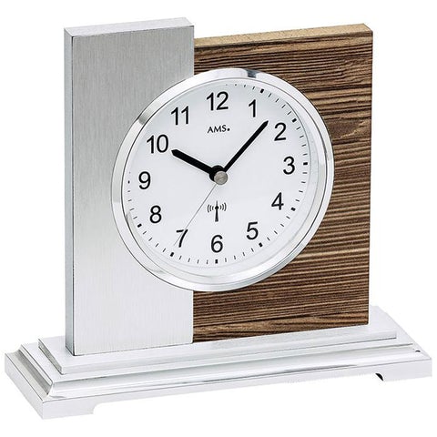 Horloge à poser moderne