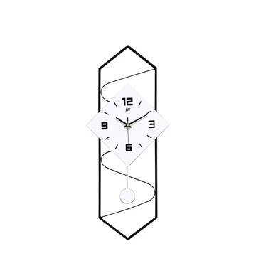 horloge noir et blanc design